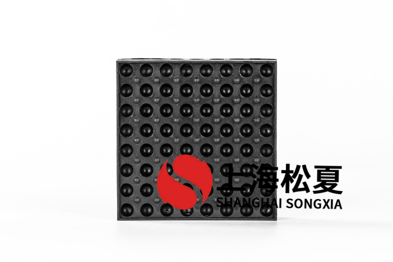 橡膠<a href='http://www.jsintltrading.com' target='_blank'><u>減震器</u></a>的使用優(yōu)勢有哪些？
